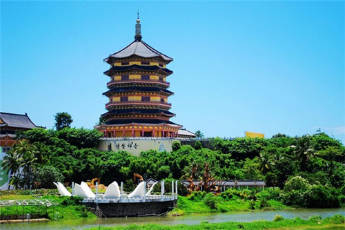 潮辣矿泉水火锅